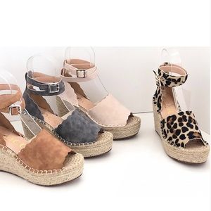 -CCOCCI Jade Cheetah Print Raffia wrapped Wedge Sandals Size 7.5 Womens NEW